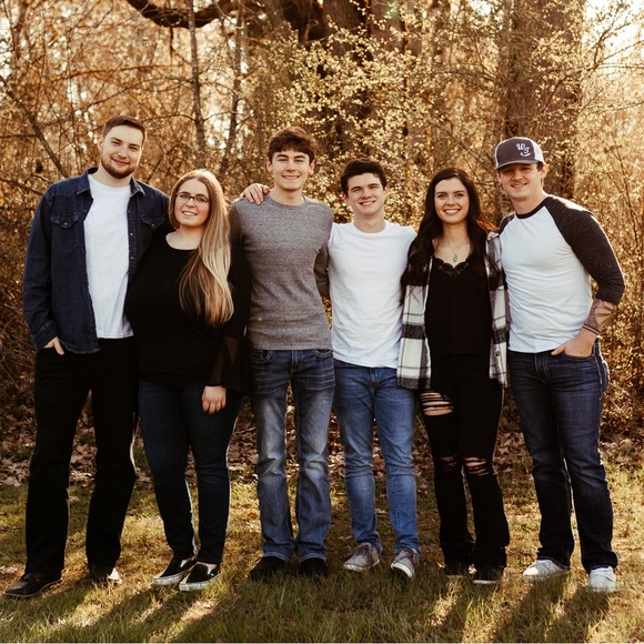 Meet your Posher, Shauna - Picture 2 of 4